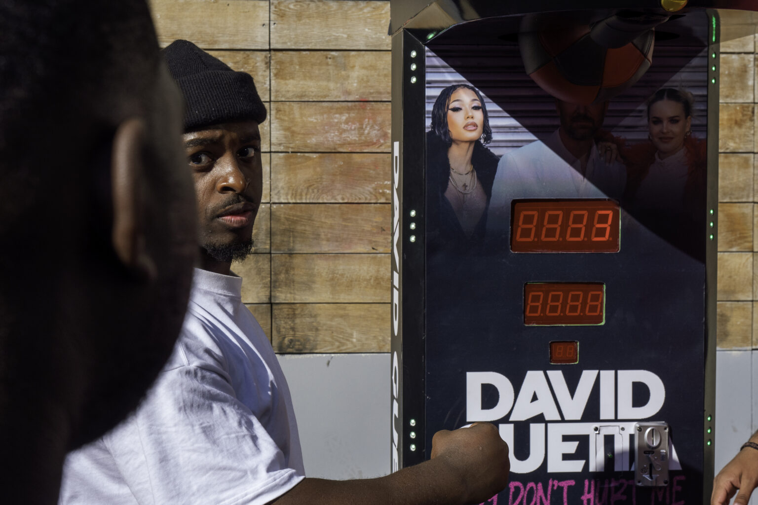 Street Marketing – David Guetta “Baby Don’t Hurt Me”, Argelès-sur-Mer — photo 10 — REDSHOT