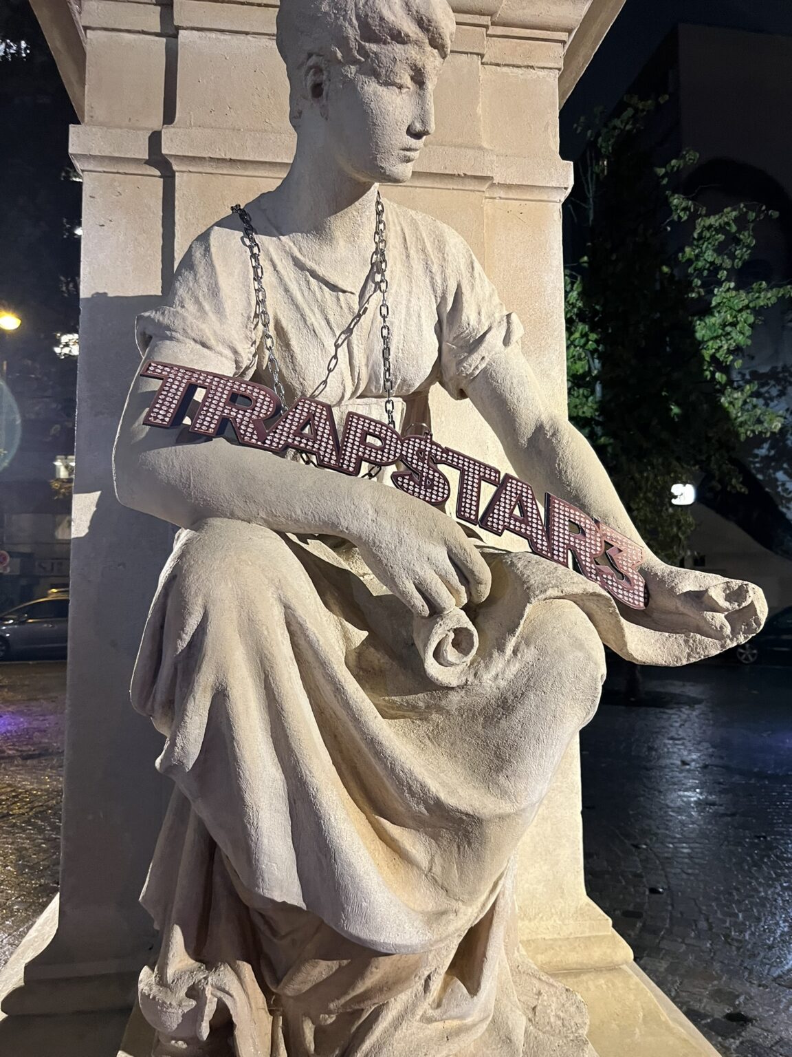 Street Marketing – Leto “Trapstars”, Paris — photo 7 — REDSHOT