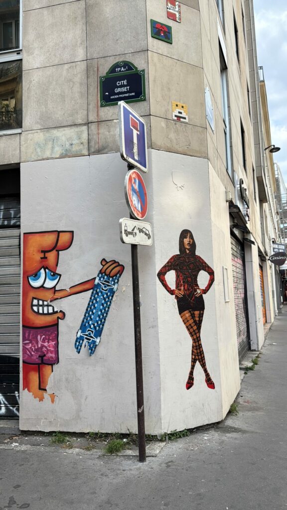 Street Marketing – PinkPantheress in Paris — REDSHOT