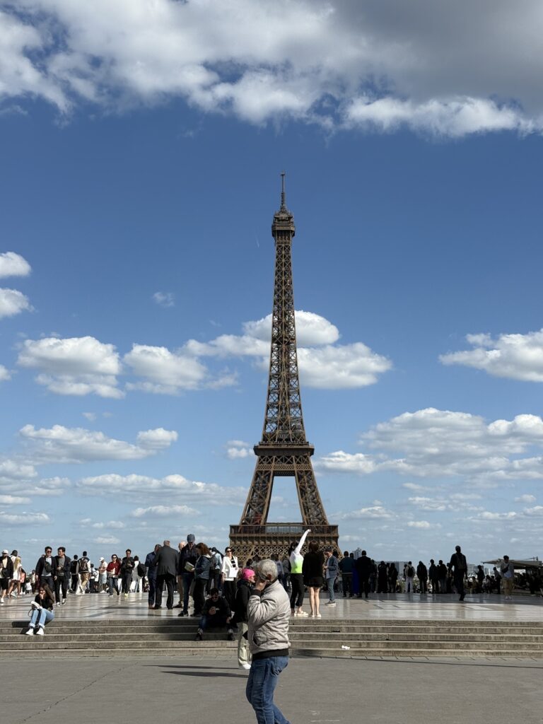 Vidéo Promo – Dua Lipa, Paris — REDSHOT