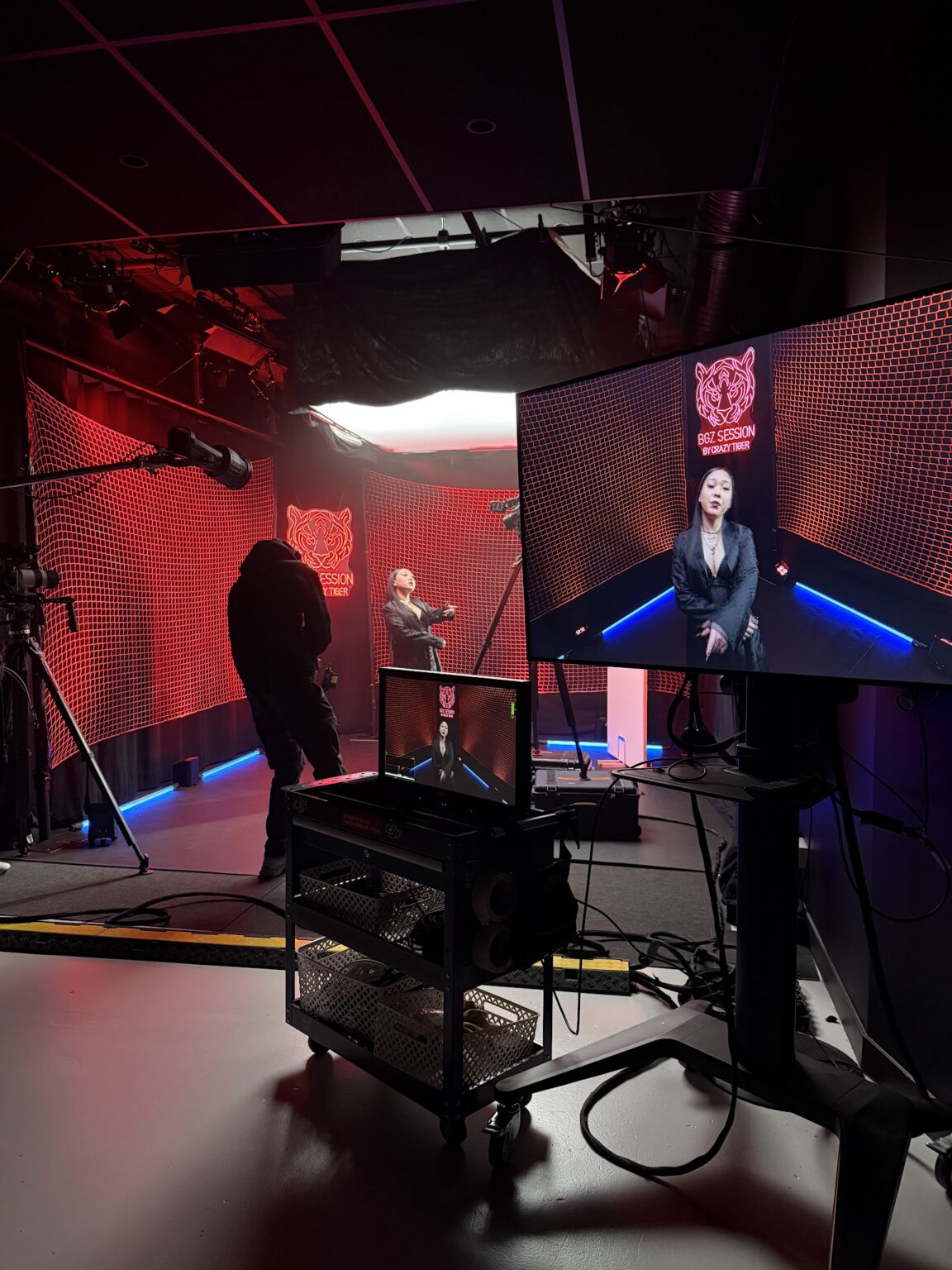 Décor Live Session – Dr. Yaro & Kany « Petit Jeu », Paris — photo 2 — REDSHOT